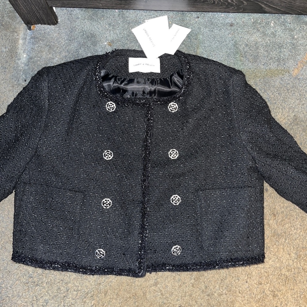 Black crop tweed blazer/jacket